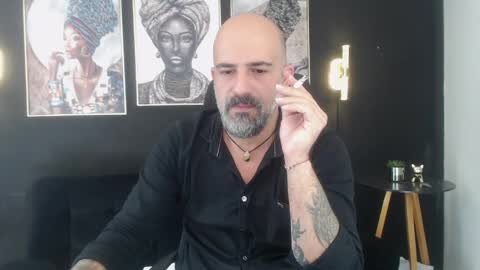 Alex Saints online show from April 14, 1:06 pm