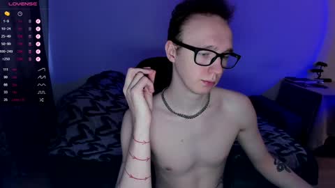 alex_silent online show from December 20, 11:00 am