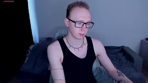 alex_silent online show from April 18, 12:31 pm