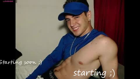 Snapshot of alex_smith0 chatting on December 3, 11:46 pm online show from December 3, 11:46 pm