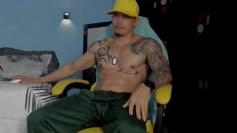 alex_sthorm online show from November 22, 6:56 am