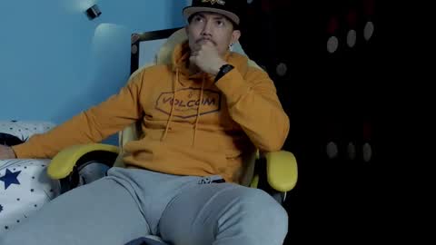 alex_sthorm online show from January 14, 2:28 am