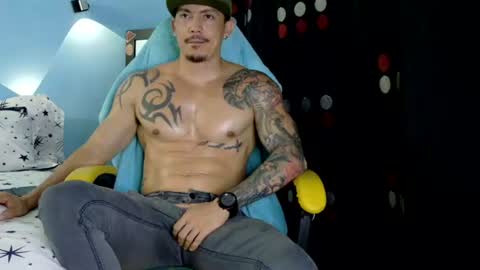 alex_sthorm online show from July 11, 2:25 am