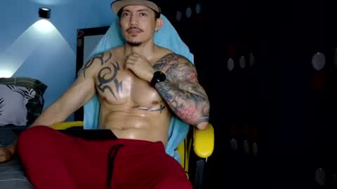 alex_sthorm online show from July 18, 1:10 am