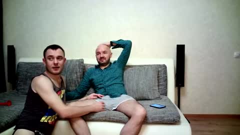 Alex and Tobey online show from November 21, 6:01 am