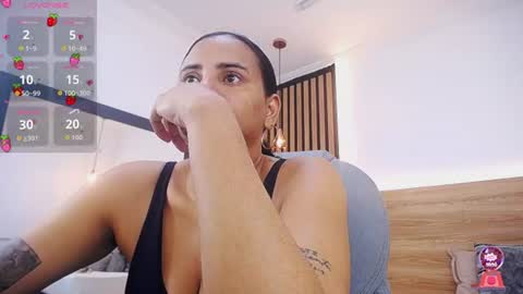 Alexa Forbes online show from June 17, 2:25 am