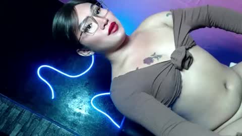 alexa_hansung online show from February 24, 7:01 pm