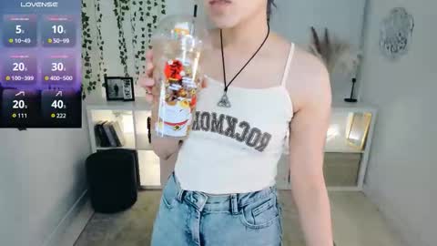 alexa_lexi online show from November 18, 4:00 pm