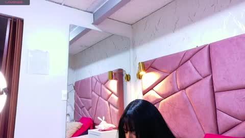 Snapshot of alexa_muz chatting on April 13, 11:37 am Alexandra online show from April 13, 11:37 am