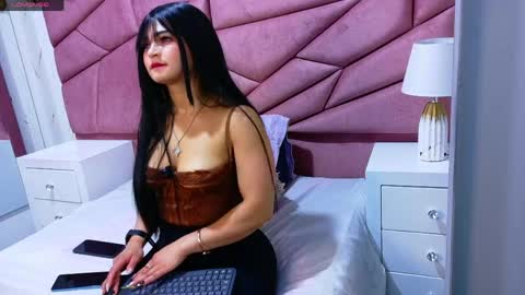 Snapshot of alexa_muz chatting on April 14, 11:49 am Alexandra online show from April 14, 11:49 am