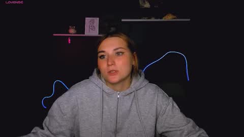 Snapshot of alexa_night_ chatting on October 16, 5:08 am alexa_night_ online show from October 16, 5:08 am