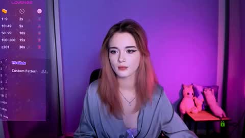 Snapshot of alexa_night_ chatting on October 17, 8:00 pm alexa_night_ online show from October 17, 8:00 pm