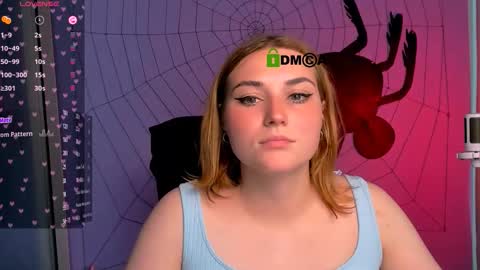 Snapshot of alexa_night_ chatting on October 22, 9:20 am alexa_night_ online show from October 22, 9:20 am