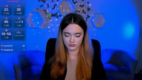 Snapshot of alexa_night_ chatting on November 18, 10:03 pm alexa_night_ online show from November 18, 10:03 pm