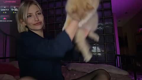Snapshot of alexa_novak chatting on June 11, 2:53 am Alexa online show from June 11, 2:53 am