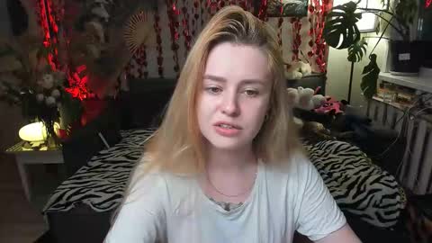 alexa_pirs online show from February 19, 3:52 pm