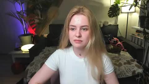 alexa_pirs online show from May 16, 7:56 pm