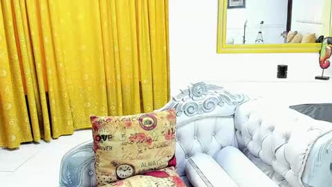 Snapshot of alexa_price_ chatting on September 25, 8:34 pm alexa_price_ online show from September 25, 8:34 pm