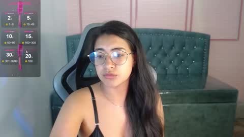 Snapshot of alexa_romero_t chatting on October 6, 11:40 am Alexandra online show from October 6, 11:40 am