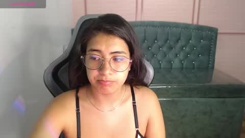 Snapshot of alexa_romero_t chatting on October 15, 11:43 am Alexandra online show from October 15, 11:43 am