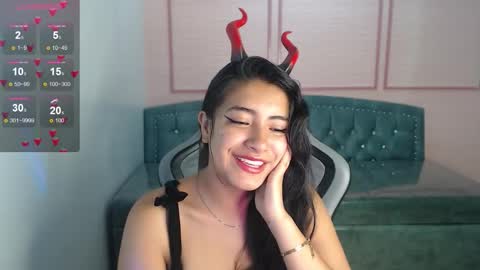 Snapshot of alexa_romero_t chatting on October 18, 12:17 pm Alexandra online show from October 18, 12:17 pm