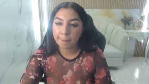 Snapshot of alexa_s1 chatting on June 12, 8:08 pm Alexa online show from June 12, 8:08 pm
