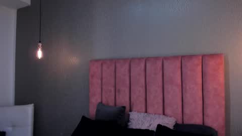 Alexa Thaylor online show from November 20, 3:12 pm