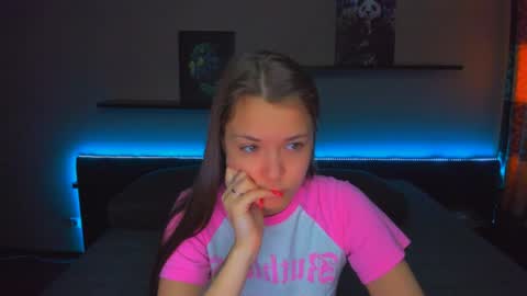 angel online show from March 30, 12:33 am