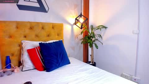 Snapshot of alexagomez07 chatting on February 17, 7:53 pm alexagomez07 online show from February 17, 7:53 pm