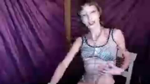 Snapshot of alexahornygirl chatting on June 18, 5:50 pm Alexa online show from June 18, 5:50 pm