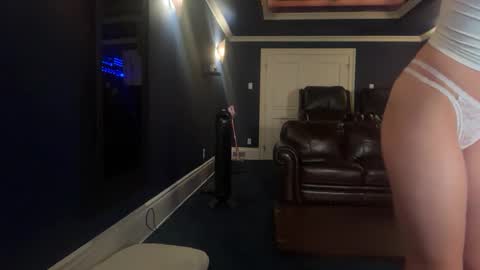 Snapshot of alexajefferies chatting on October 12, 7:24 pm alexajefferies online show from October 12, 7:24 pm