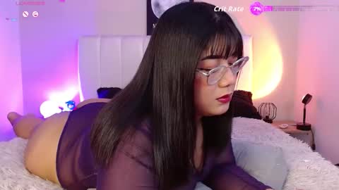 Snapshot of alexakimm chatting on November 7, 9:37 pm Alexa online show from November 7, 9:37 pm