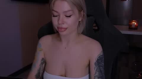 Alexa Mason online show from November 19, 2:11 am