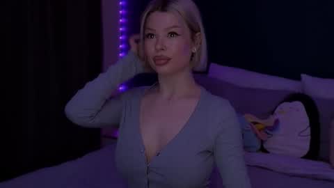 Alexa Mason online show from March 19, 2:15 am