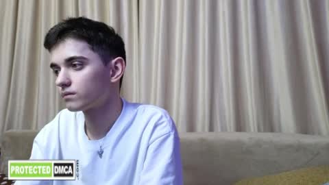 Snapshot of alexander_18_xxl chatting on April 15, 7:58 pm Alexander online show from April 15, 7:58 pm