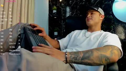 Alexander online show from October 6, 2:58 pm