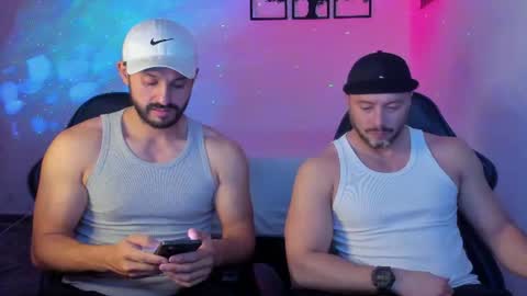 Snapshot of alexanderjaz chatting on June 22, 11:35 pm Alexander Jaz online show from June 22, 11:35 pm