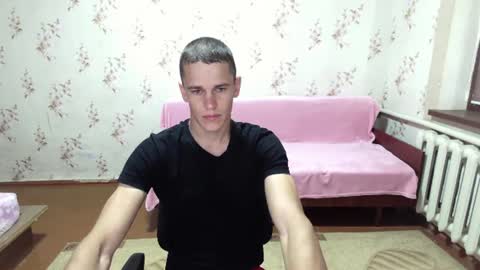 alexanderstrongs online show from June 19, 8:07 am
