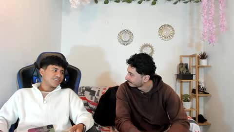 Snapshot of alexandluke1 chatting on October 10, 1:32 pm chicos hot online show from October 10, 1:32 pm