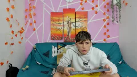 Snapshot of alexandluke1 chatting on October 13, 1:44 pm chicos hot online show from October 13, 1:44 pm