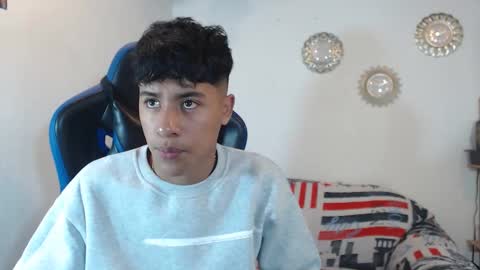 Snapshot of alexandluke1 chatting on October 23, 1:43 pm chicos hot online show from October 23, 1:43 pm