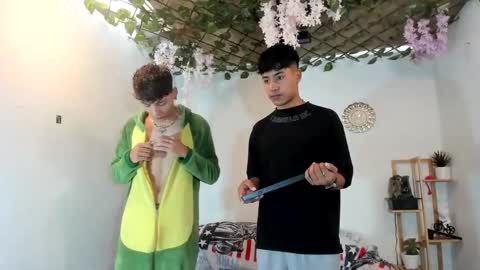 Snapshot of alexandluke1 chatting on October 26, 2:12 pm chicos hot online show from October 26, 2:12 pm