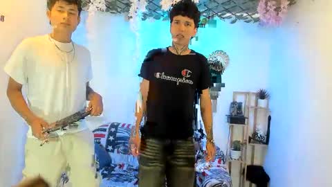 Snapshot of alexandluke1 chatting on November 11, 2:50 pm chicos hot online show from November 11, 2:50 pm