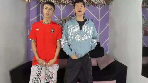 chicos hot online show from March 23, 2:32 pm