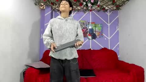 chicos hot online show from August 8, 1:57 pm