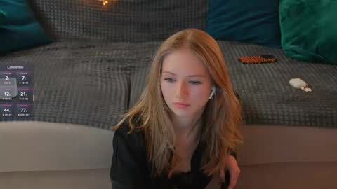 Alexandra Demore online show from February 18, 2:38 am
