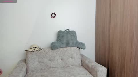 I am Alexandra online show from December 19, 2:12 am