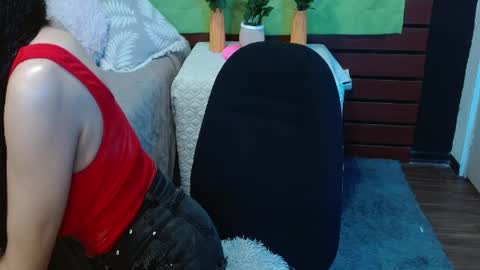 alexandra_jonas online show from April 8, 11:59 pm