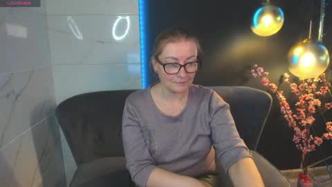 Alexandra online show from December 17, 2:33 pm