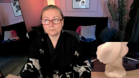 Alexandra online show from June 3, 8:58 pm